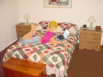 Daisys_Bed.jpg Daisys_Bed.jpg